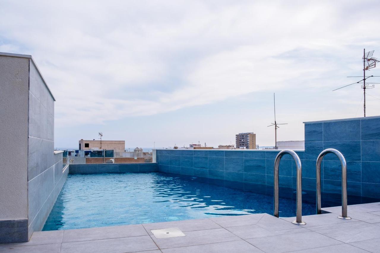 New 2020 Residencial Aqua Beach -Apartment Torrevieja Center Dış mekan fotoğraf
